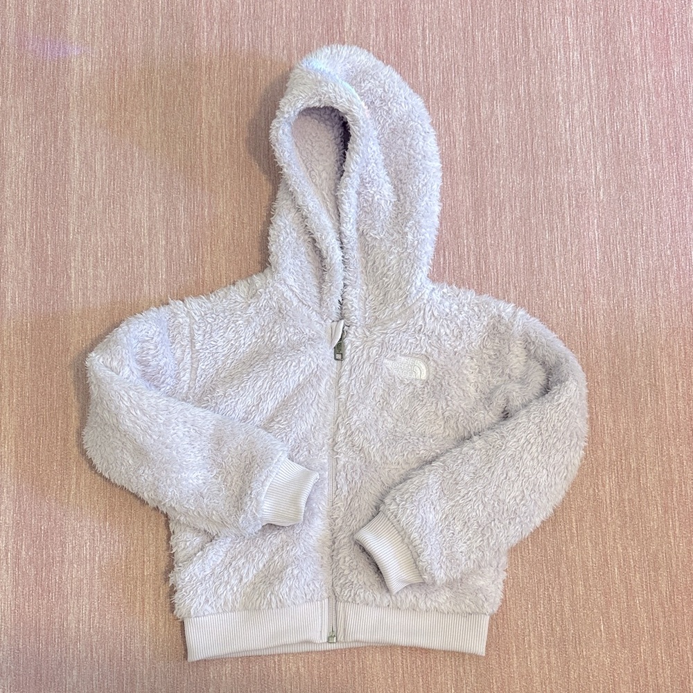 North Face girl’s fuzzy jacket light purple size 4T